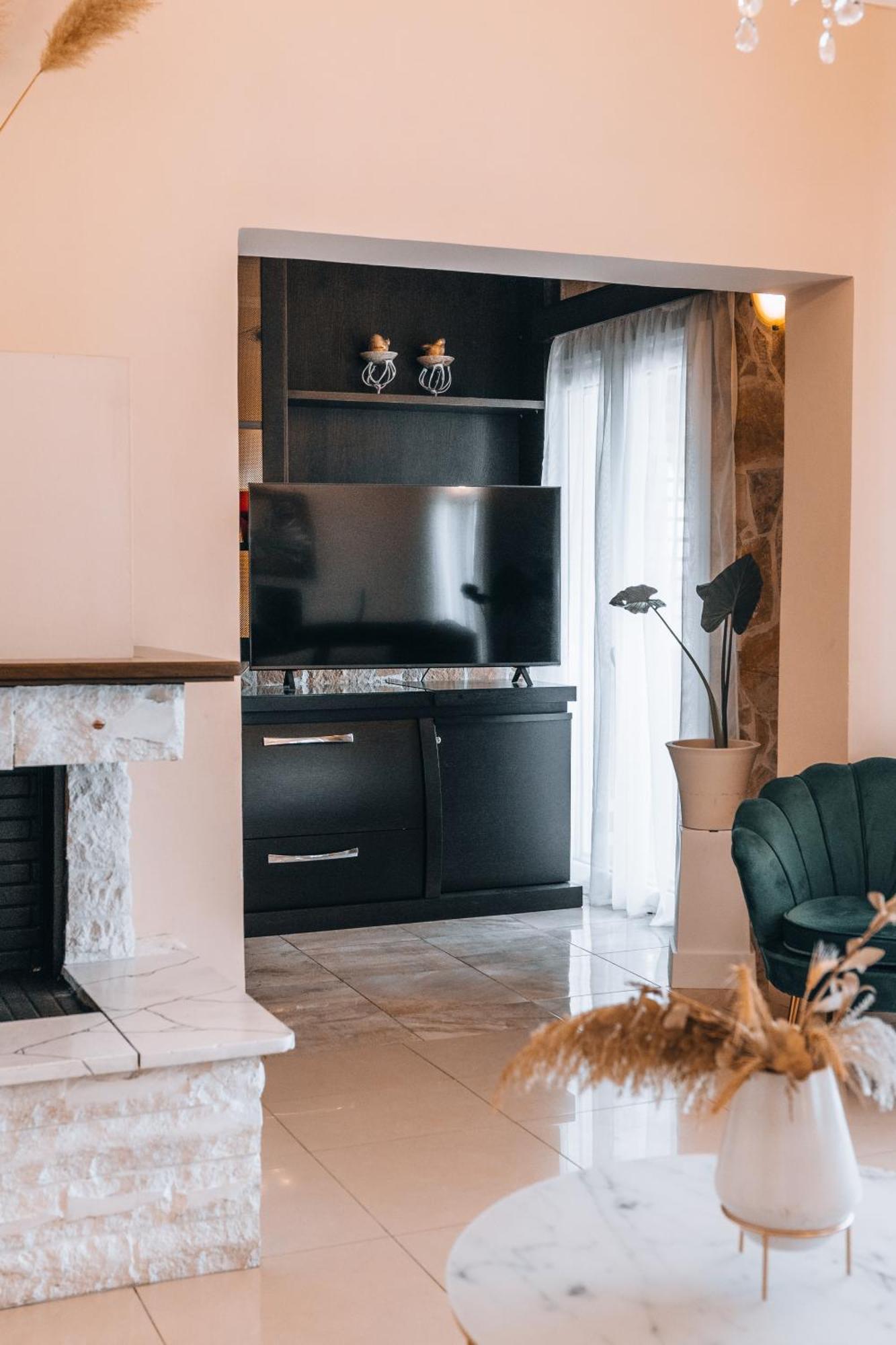 Casa D'Oro Exclusive Villa Kypseli Eksteriør billede